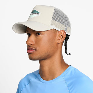 side view of the ciele athletics TRLCap unisex running hat with a curved brim in rainy day color, on a model