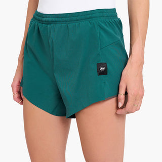 Model_Text: model is 5'5" and wears a small